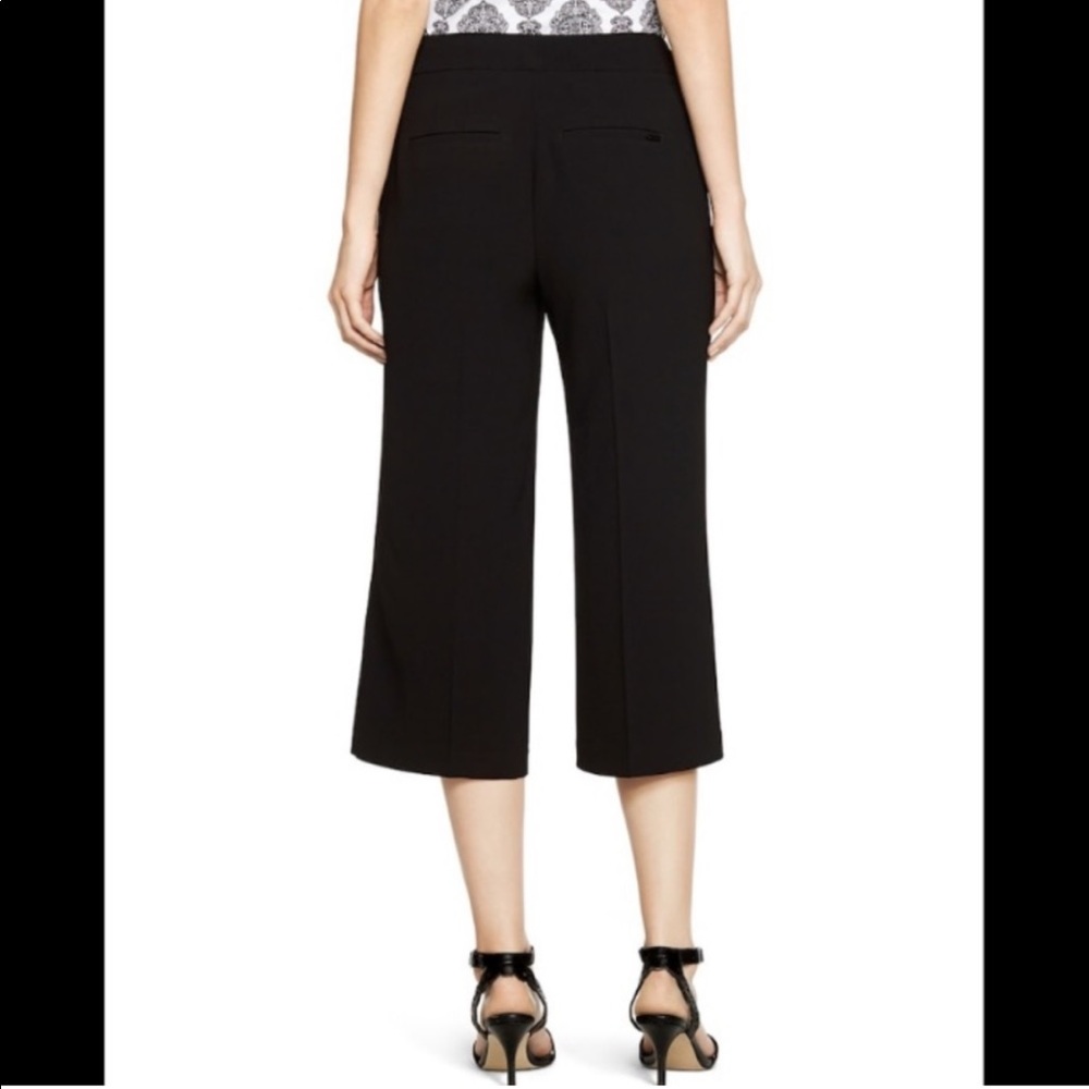 White House Black Market women’s black pants